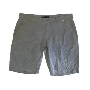 Travis Mathew Men Heather Gray Performance Golf Shorts Size 38 RN 123280 Stretch